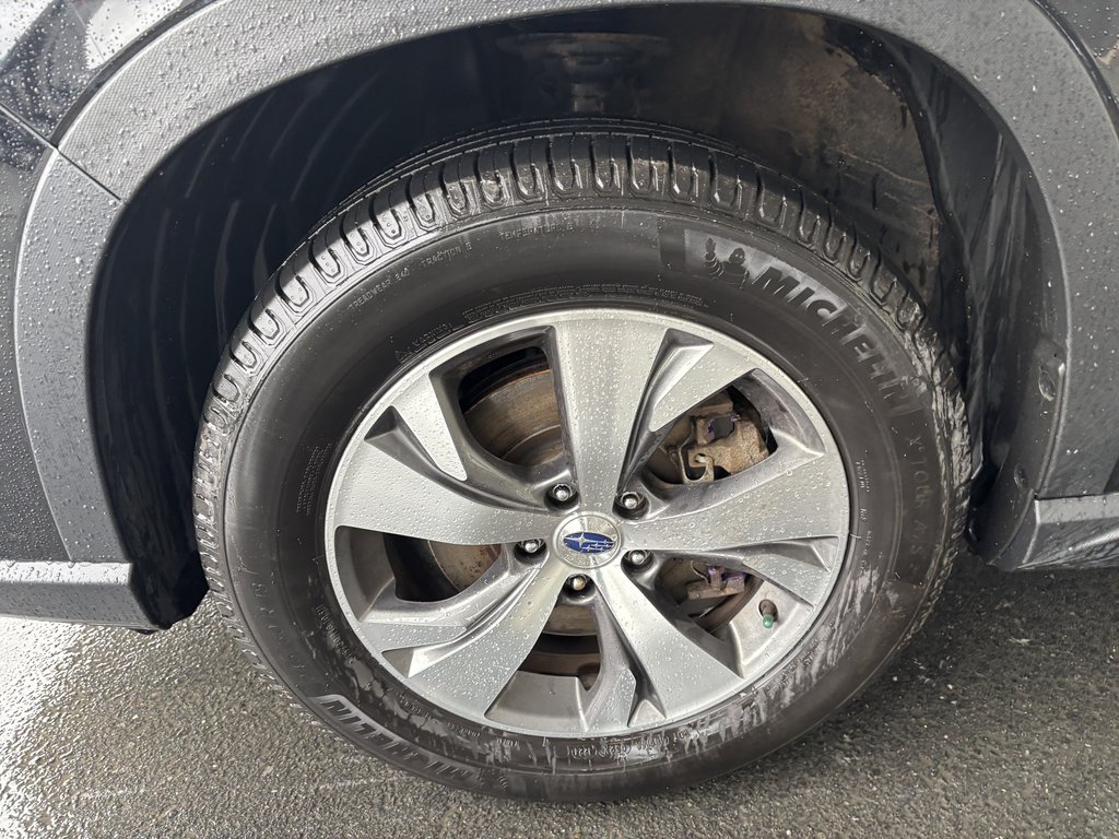 Subaru Ascent Touring 8-Passenger 2021 à Saint-Georges, Québec - 10 - w1024h768px