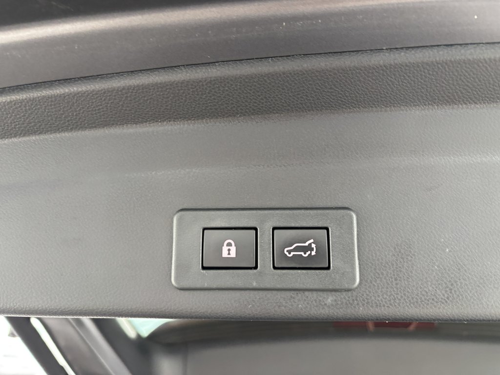 Subaru ASCENT Touring 8-Passenger 2022 à Saint-Georges, Québec - 25 - w1024h768px