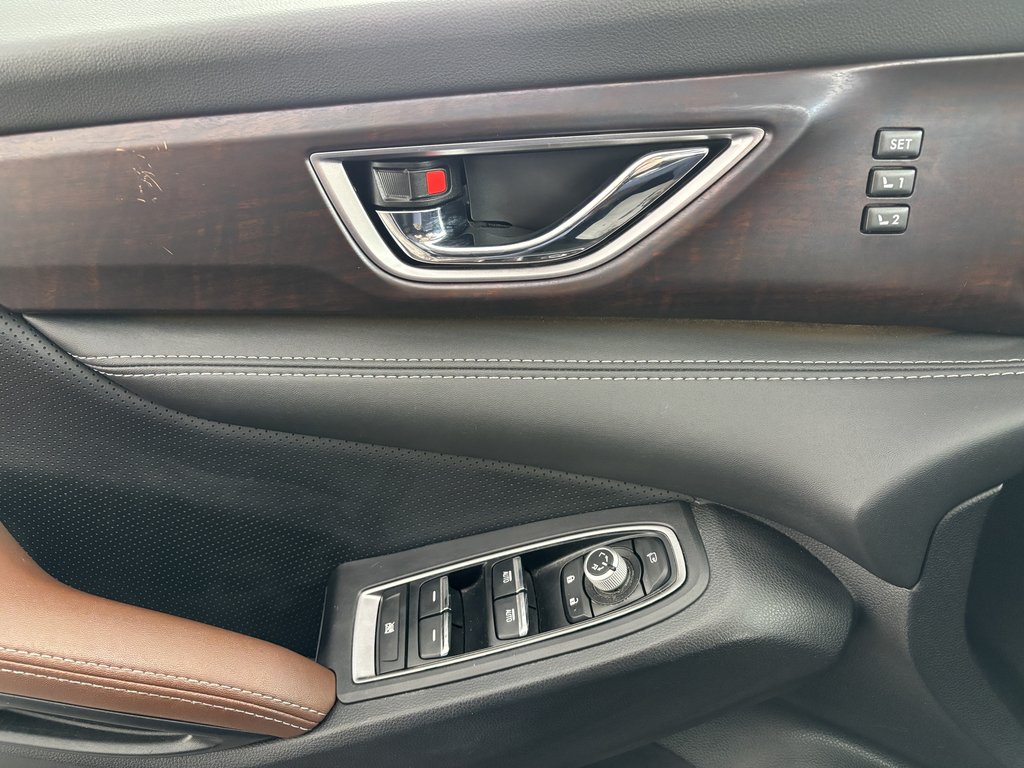 2023 Subaru Ascent Premier 7-Passenger in Saint-Georges, Quebec - 19 - w1024h768px