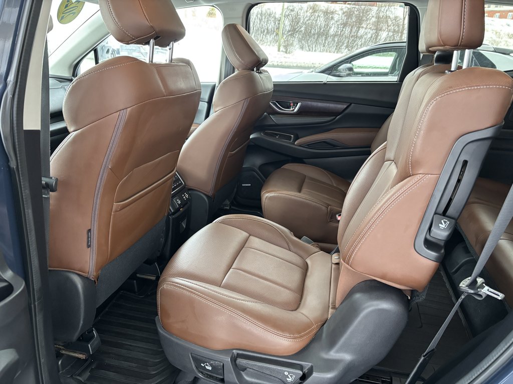 2023 Subaru Ascent Premier 7-Passenger in Saint-Georges, Quebec - 23 - w1024h768px