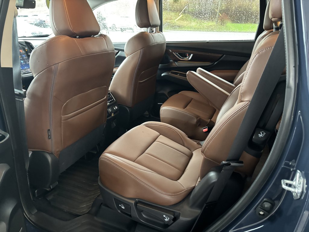 2023 Subaru Ascent Premier 7-Passenger in Saint-Georges, Quebec - 23 - w1024h768px