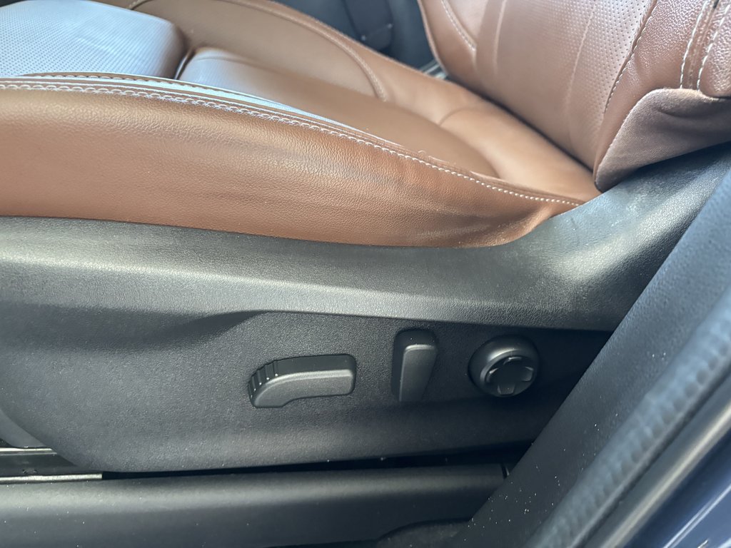 2023 Subaru Ascent Premier 7-Passenger in Saint-Georges, Quebec - 23 - w1024h768px