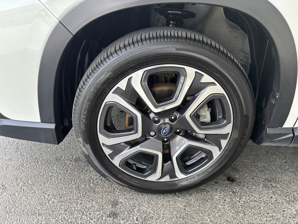 2024 Subaru ASCENT Premier 7-Passenger in Saint-Georges, Quebec - 10 - w1024h768px