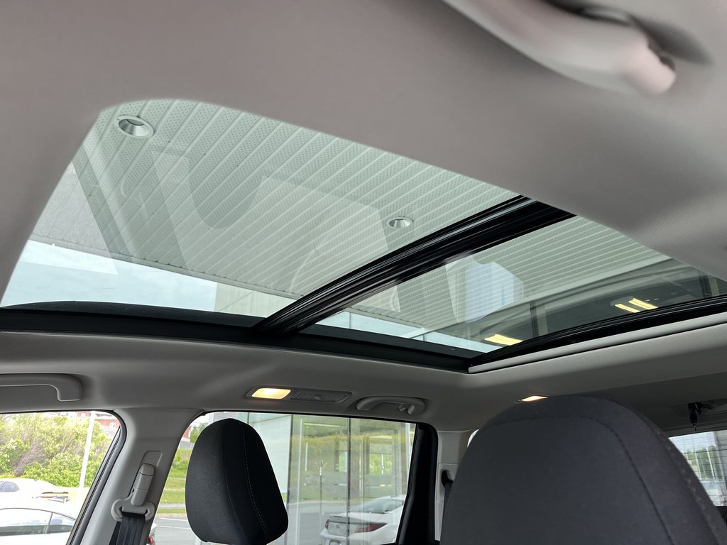 2024 Subaru Ascent Touring 8-Passenger in Saint-Georges, Quebec - 9 - w1024h768px