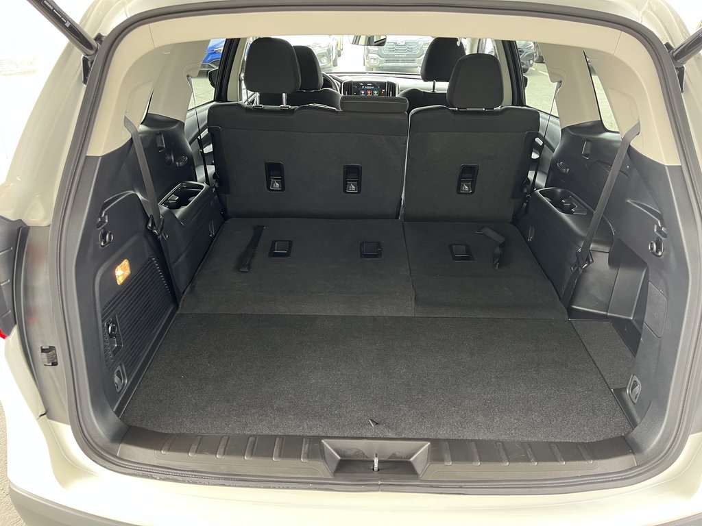 2024 Subaru Ascent Touring 8-Passenger in Saint-Georges, Quebec - 13 - w1024h768px