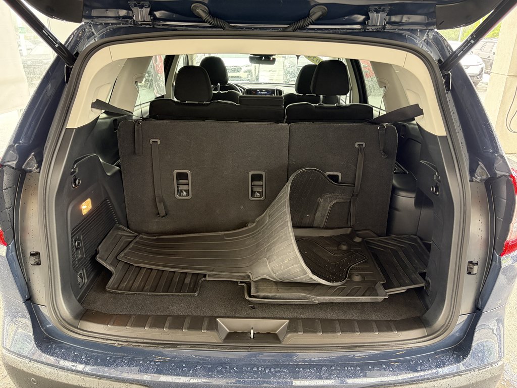 Subaru Ascent Touring 8-Passenger 2024 à Saint-Georges, Québec - 23 - w1024h768px