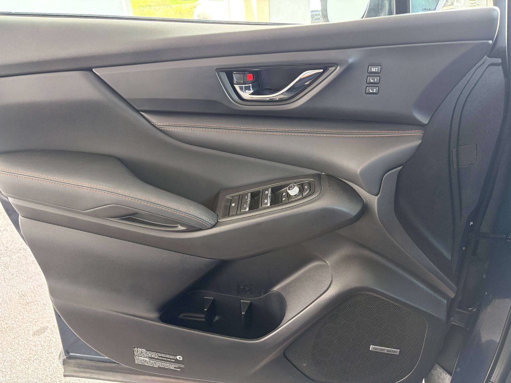 2025 Subaru Ascent Sport in Saint-Georges, Quebec - 19 - w1024h768px