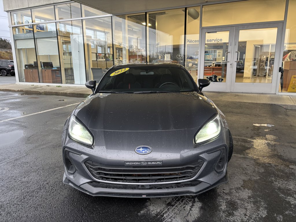 2022  BRZ Sport-tech Manual in Saint-Georges, Quebec - 3 - w1024h768px