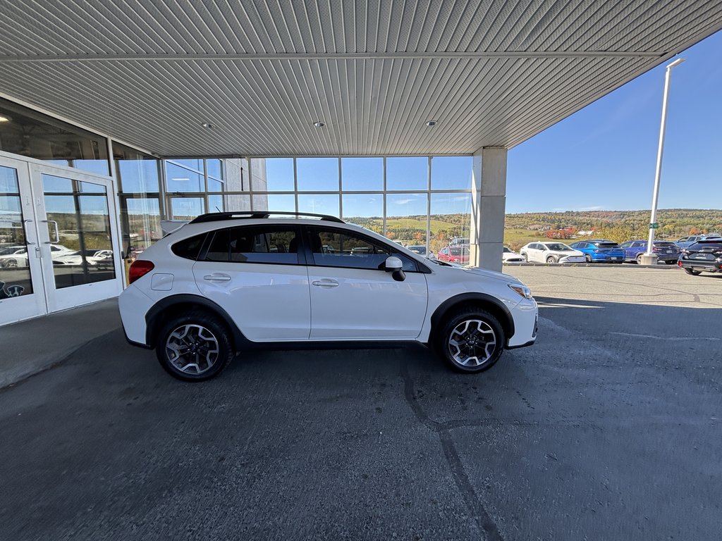 2017 Subaru Crosstrek 5dr CVT Touring in Saint-Georges, Quebec - 2 - w1024h768px