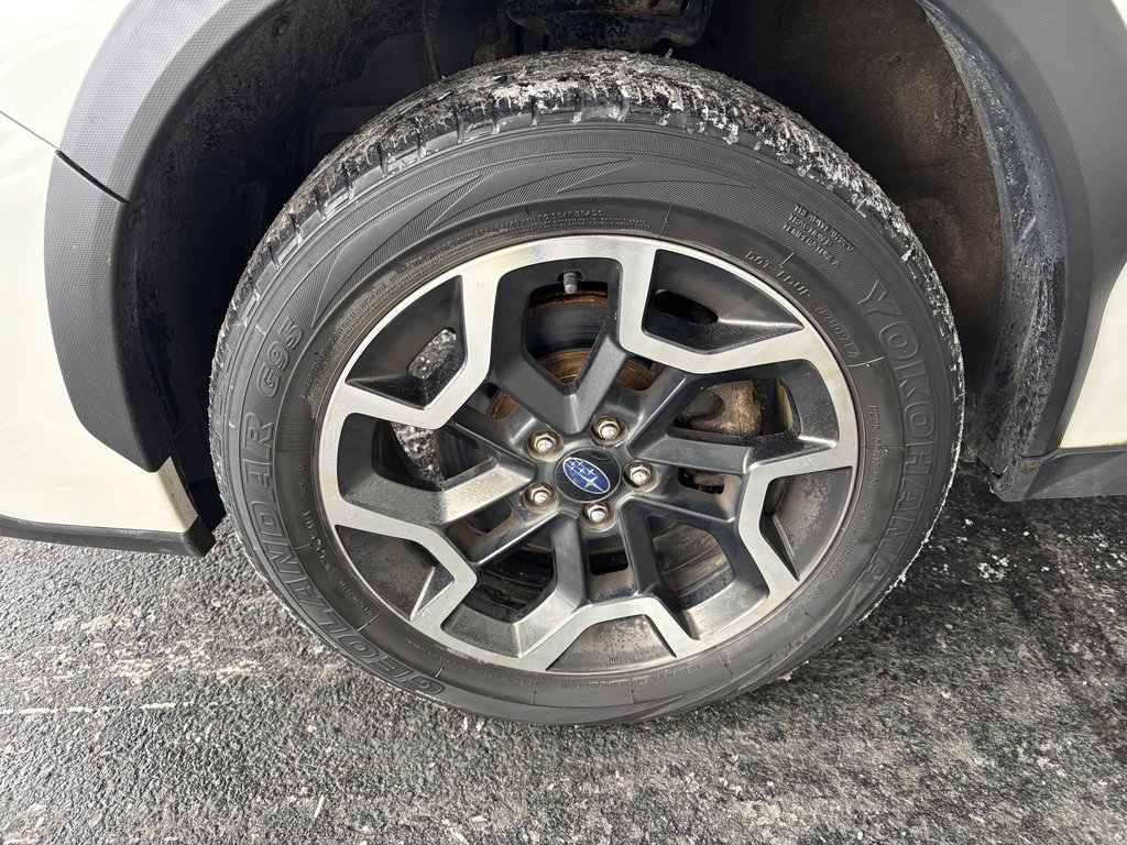 2017 Subaru Crosstrek 5dr CVT Touring in Saint-Georges, Quebec - 9 - w1024h768px