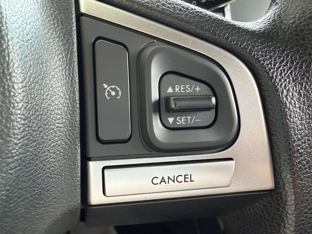 2017 Subaru Crosstrek Touring in Saint-Georges, Quebec - 16 - w1024h768px