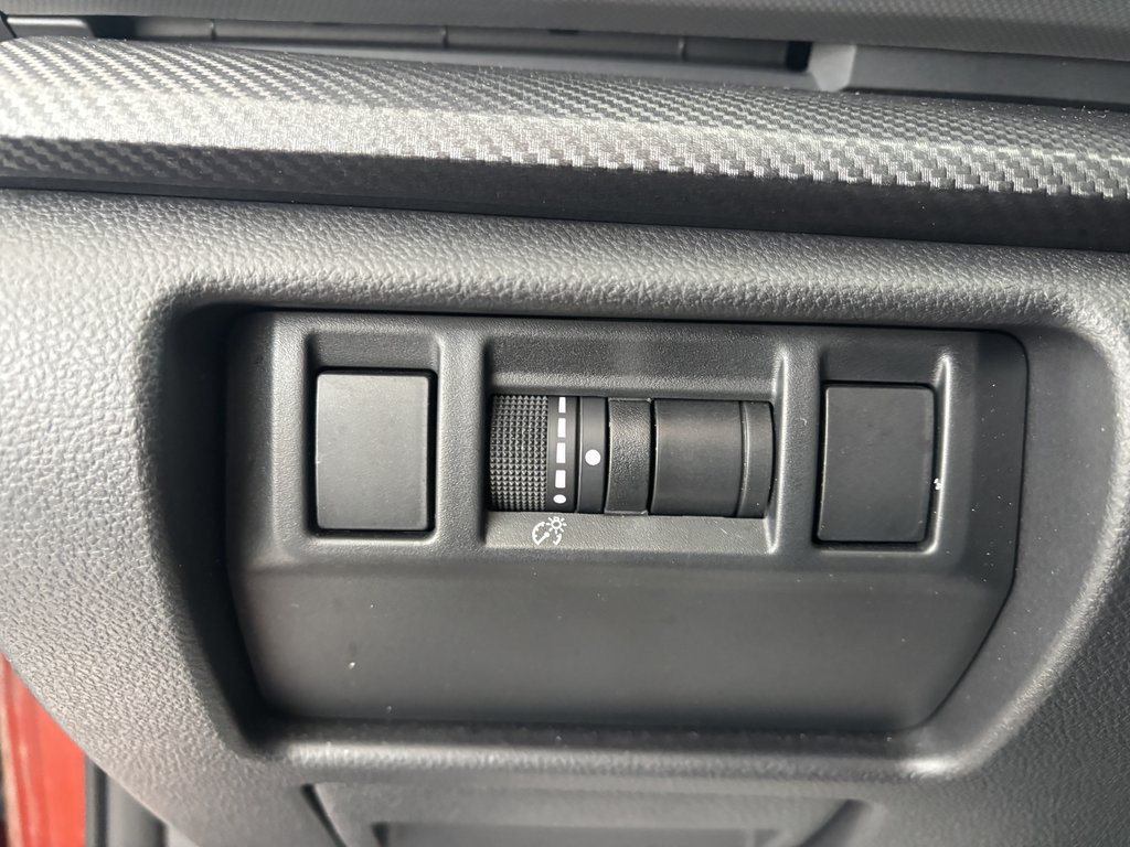 2024 Subaru Crosstrek Limited AWD in Saint-Georges, Quebec - 18 - w1024h768px