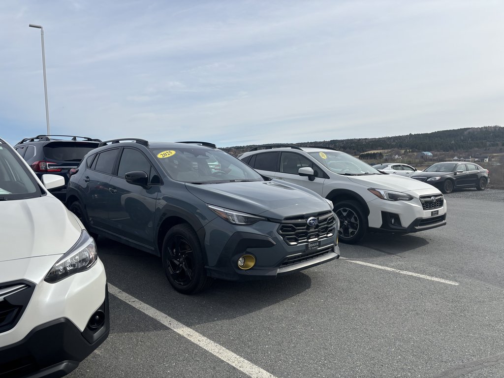 2025 Subaru Crosstrek Onyx AWD in Saint-Georges, Quebec - 3 - w1024h768px