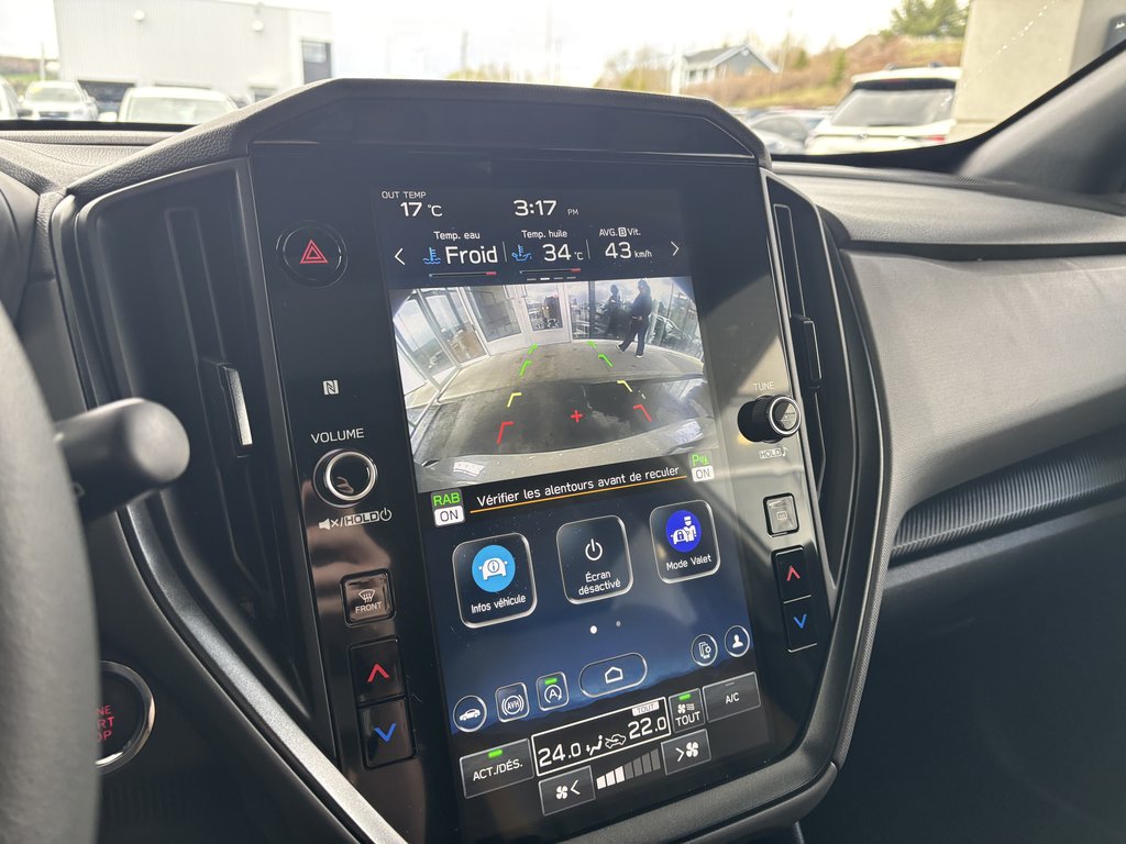 2025 Subaru Crosstrek Onyx AWD in Saint-Georges, Quebec - 17 - w1024h768px