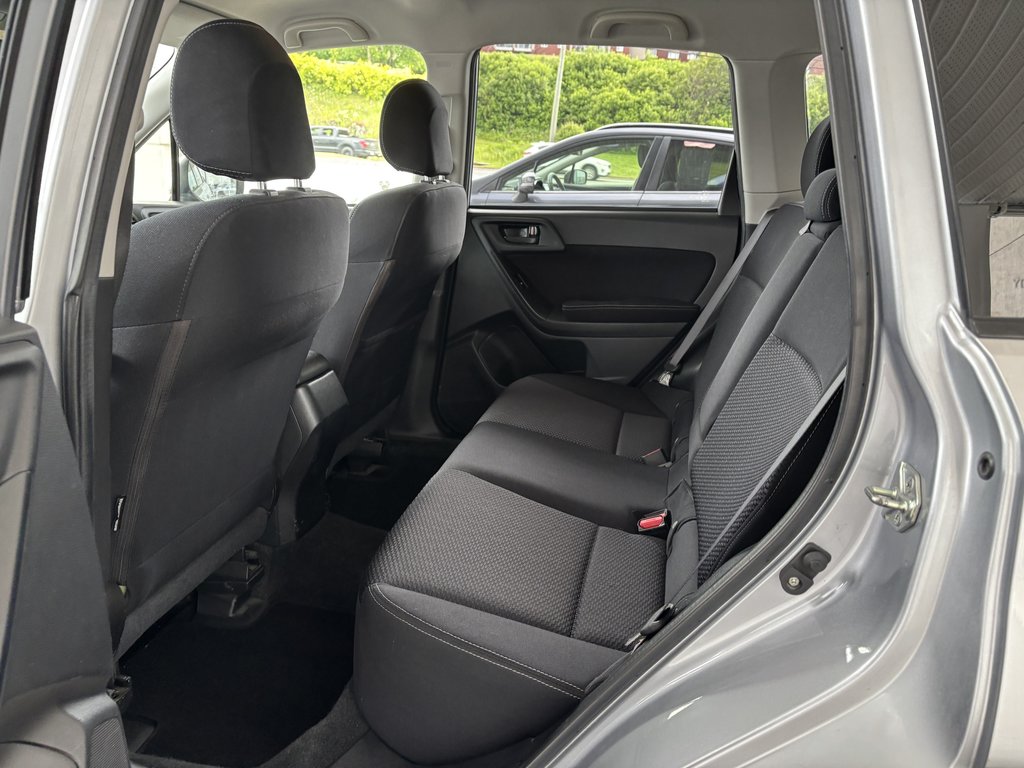 Subaru Forester 5dr Wgn Auto 2.5i Convenience 2014 à Saint-Georges, Québec - 20 - w1024h768px
