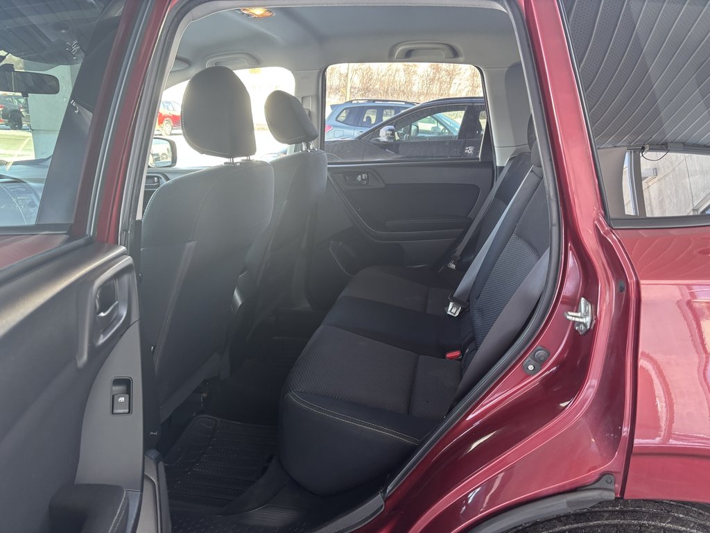 2014 Subaru Forester 5dr Wgn Auto 2.5i Convenience in Saint-Georges, Quebec - 11 - w1024h768px