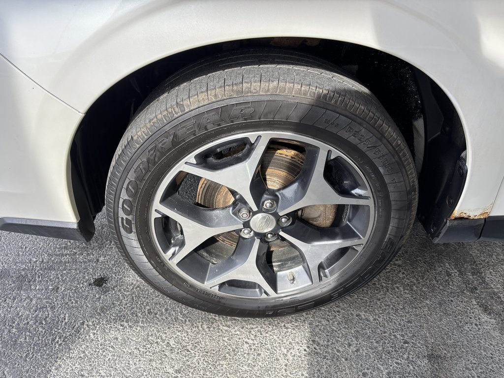 Subaru Forester 4dr Auto 2.0XT Premium 2015 à Saint-Georges, Québec - 9 - w1024h768px