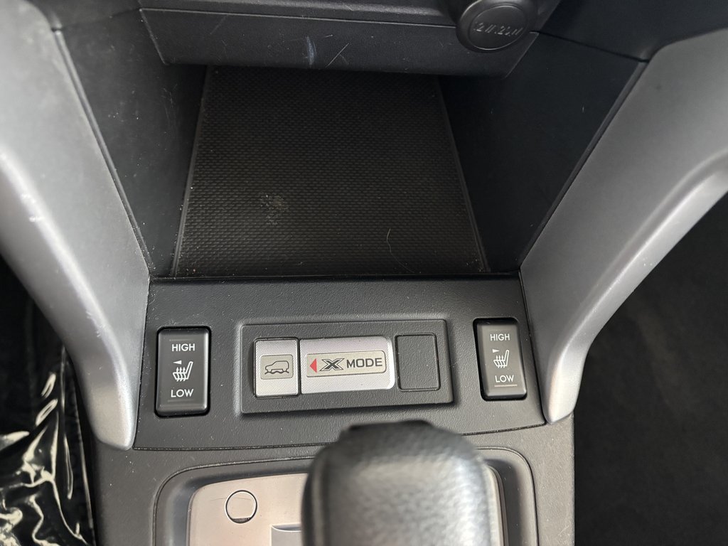 Subaru Forester 5dr Wgn CVT 2.5i Touring 2015 à Saint-Georges, Québec - 17 - w1024h768px