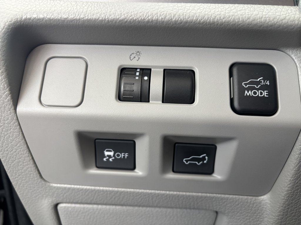 Subaru Forester 5dr Wgn CVT 2.5i Touring 2015 à Saint-Georges, Québec - 19 - w1024h768px