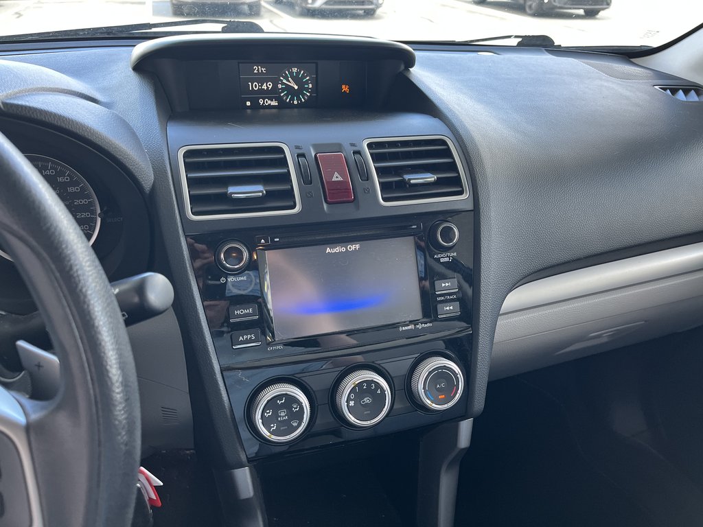 Subaru Forester 5dr Wgn CVT 2.5i Touring 2016 à Saint-Georges, Québec - 9 - w1024h768px