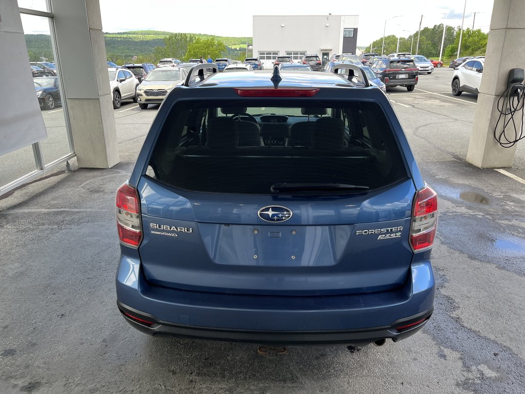 Subaru Forester 5dr Wgn CVT 2.5i Touring 2016 à Saint-Georges, Québec - 6 - w1024h768px