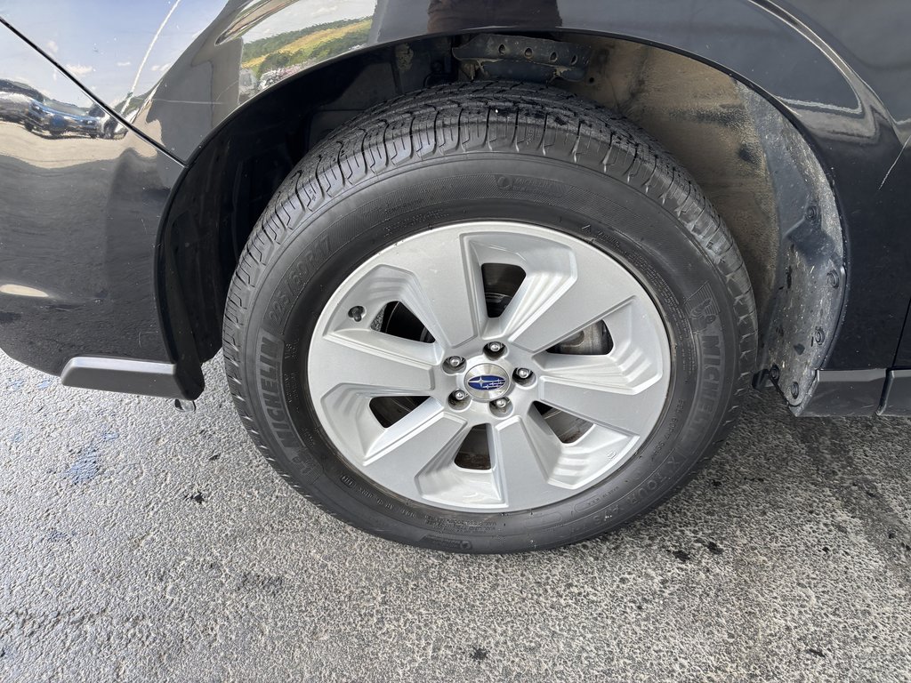 Subaru Forester 5dr Wgn CVT 2.5i Convenience 2017 à Saint-Georges, Québec - 9 - w1024h768px