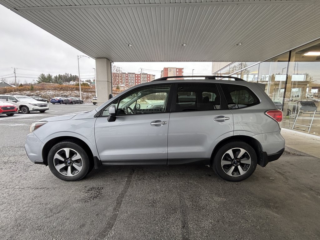 Subaru Forester 5dr Wgn CVT 2.5i Touring 2017 à Saint-Georges, Québec - 6 - w1024h768px