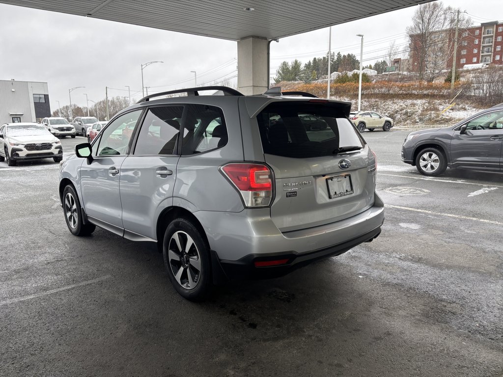 Subaru Forester 5dr Wgn CVT 2.5i Touring 2017 à Saint-Georges, Québec - 5 - w1024h768px