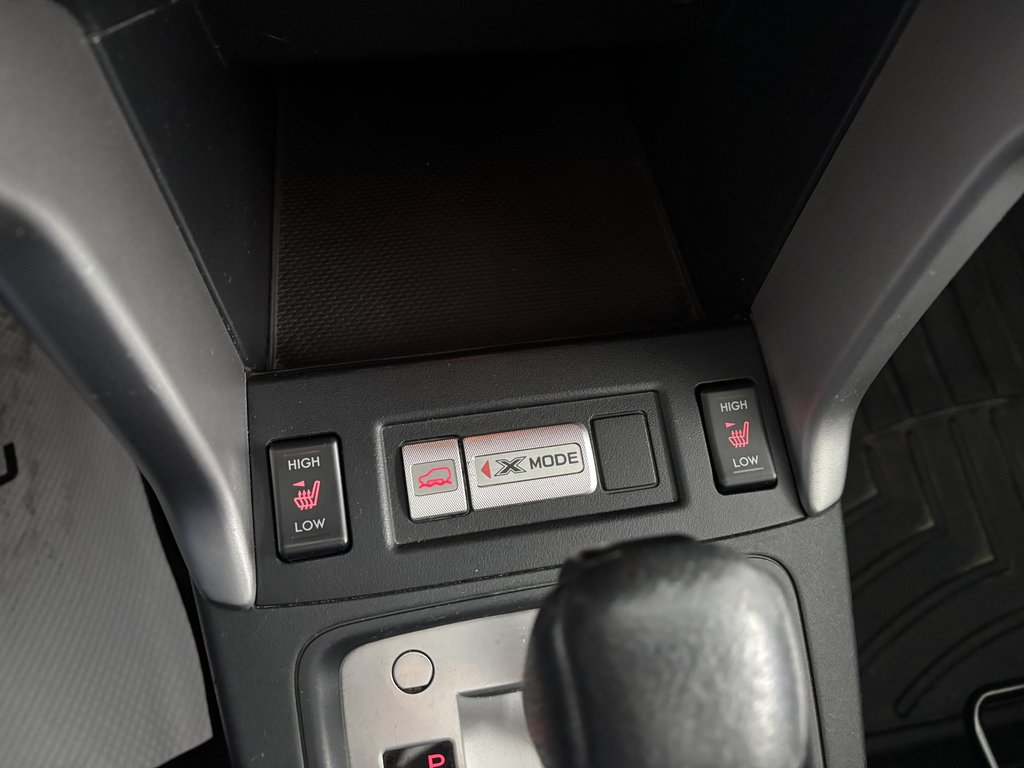 Subaru Forester 5dr Wgn CVT 2.5i Touring 2017 à Saint-Georges, Québec - 17 - w1024h768px