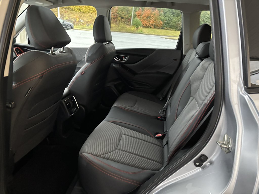 Subaru Forester 2.5i Sport w-EyeSight Pkg 2019 à Saint-Georges, Québec - 21 - w1024h768px