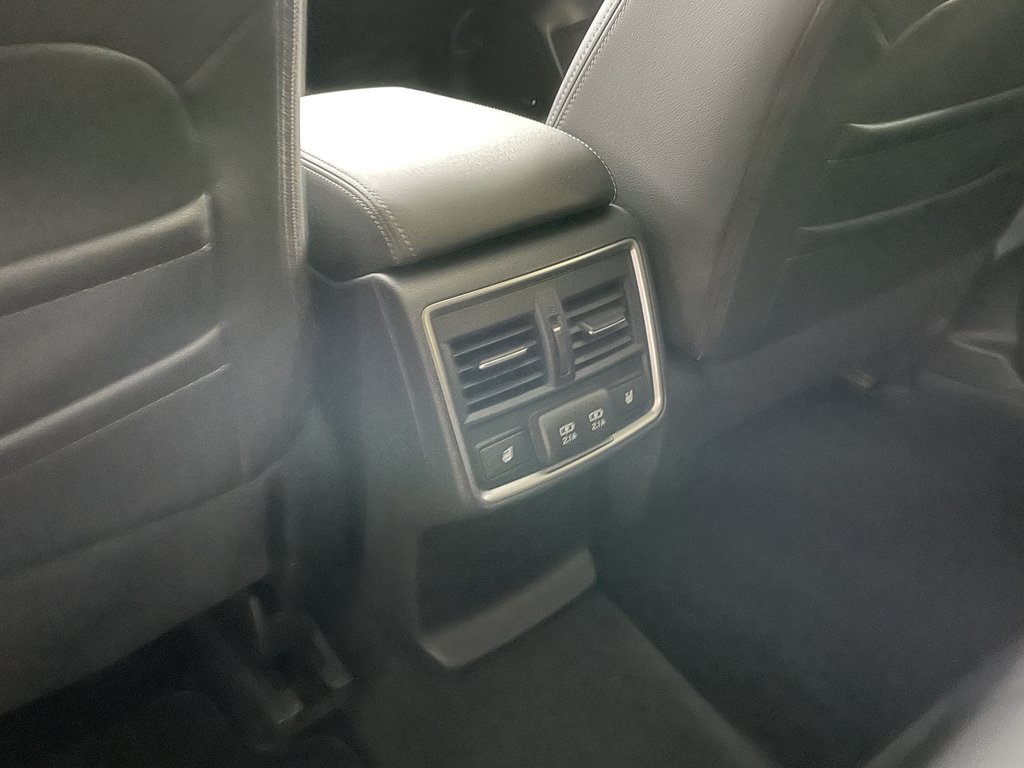 2020  Forester 2.5i Limited in Saint-Georges, Quebec - 13 - w1024h768px