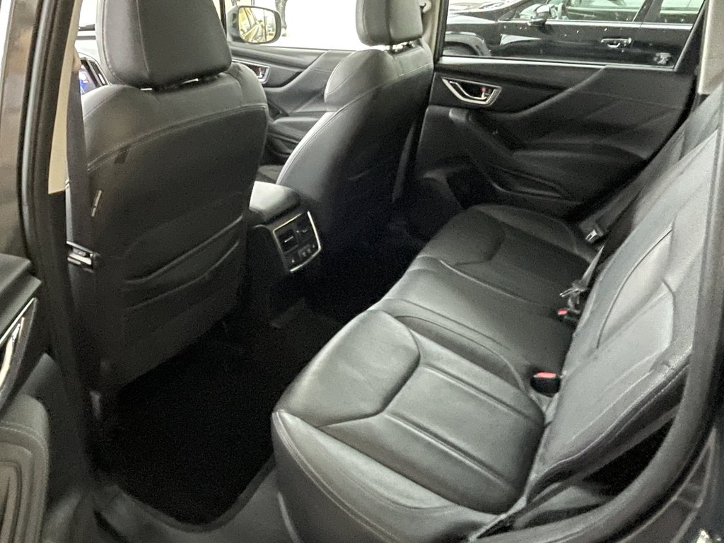 2020  Forester 2.5i Limited in Saint-Georges, Quebec - 11 - w1024h768px