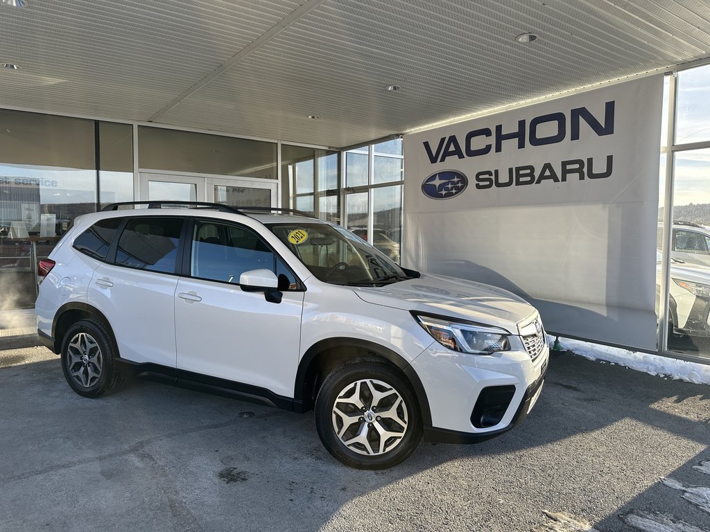 2021  Forester 2.5i Touring in Saint-Georges, Quebec - 1 - w1024h768px