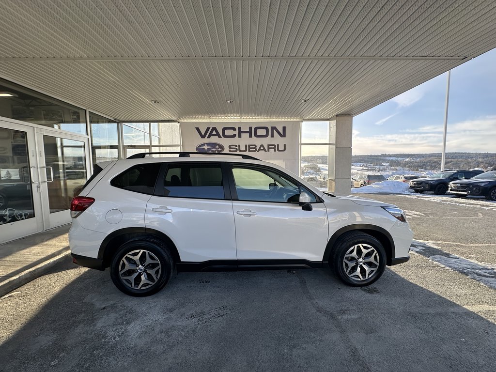 2021  Forester 2.5i Touring in Saint-Georges, Quebec - 3 - w1024h768px