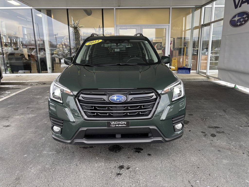 2022  Forester Touring CVT in Saint-Georges, Quebec - 9 - w1024h768px