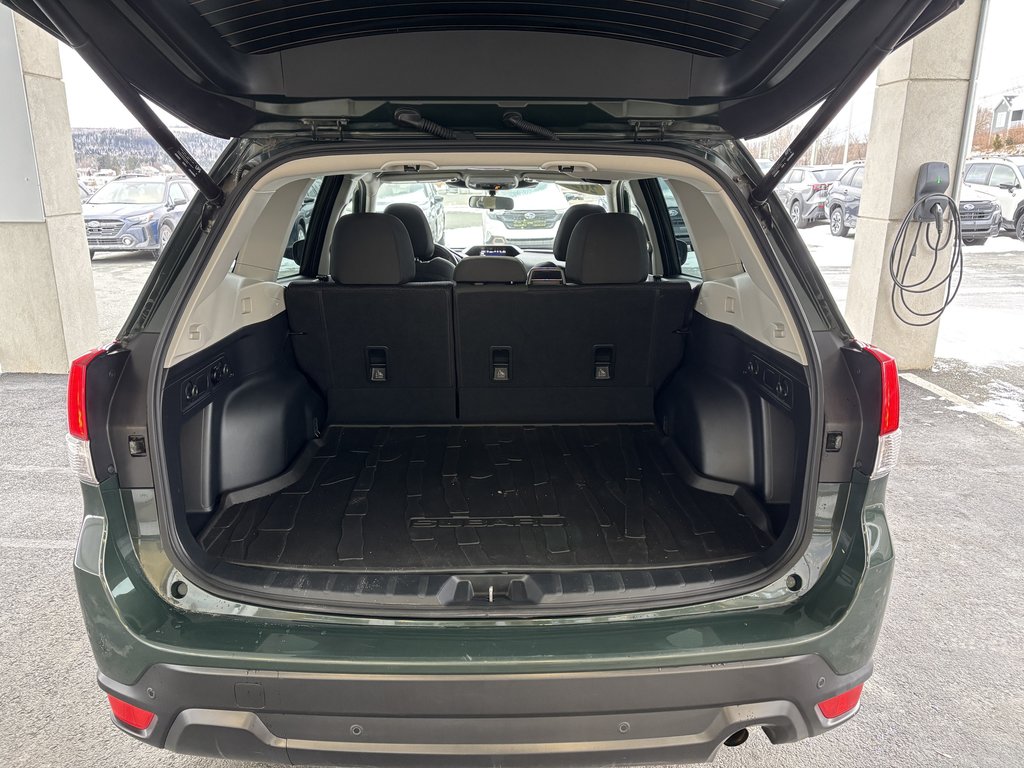 2022  Forester Touring CVT in Saint-Georges, Quebec - 26 - w1024h768px