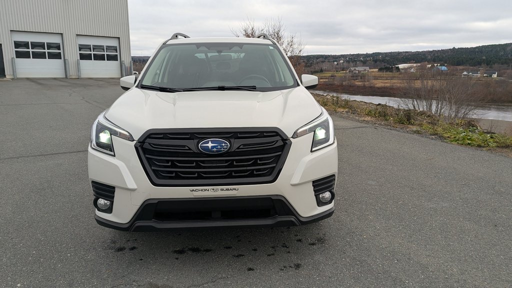 2022 Subaru Forester Touring CVT in Saint-Georges, Quebec - 6 - w1024h768px