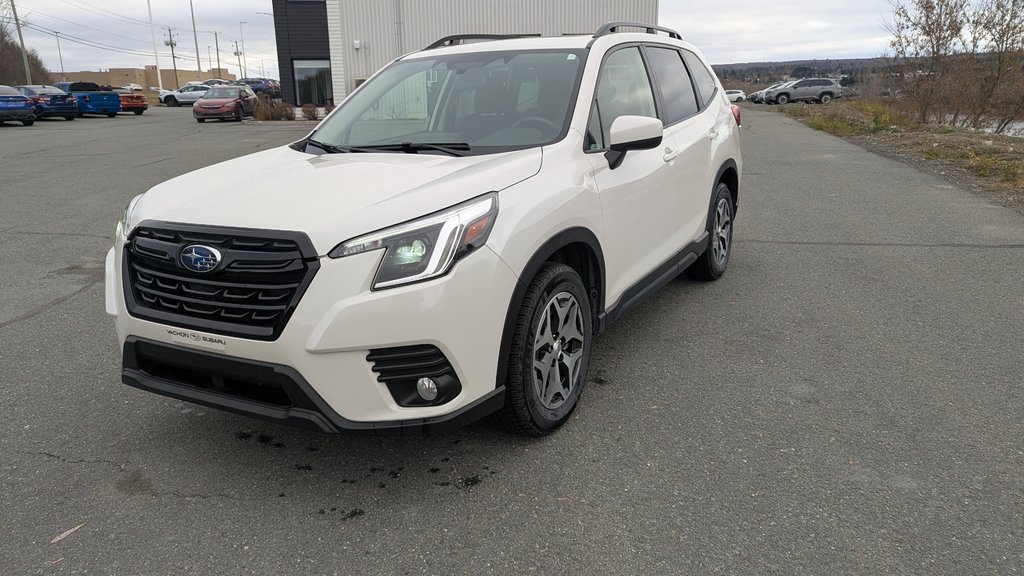 2022 Subaru Forester Touring CVT in Saint-Georges, Quebec - 1 - w1024h768px