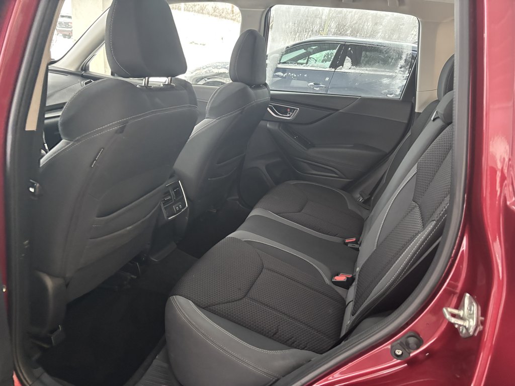 Subaru Forester Touring CVT 2022 à Saint-Georges, Québec - 24 - w1024h768px