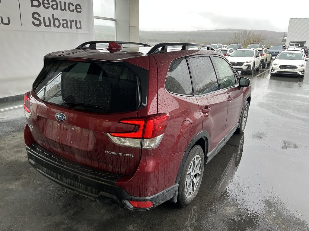 Subaru Forester Touring CVT 2022 à Saint-Georges, Québec - 4 - w1024h768px