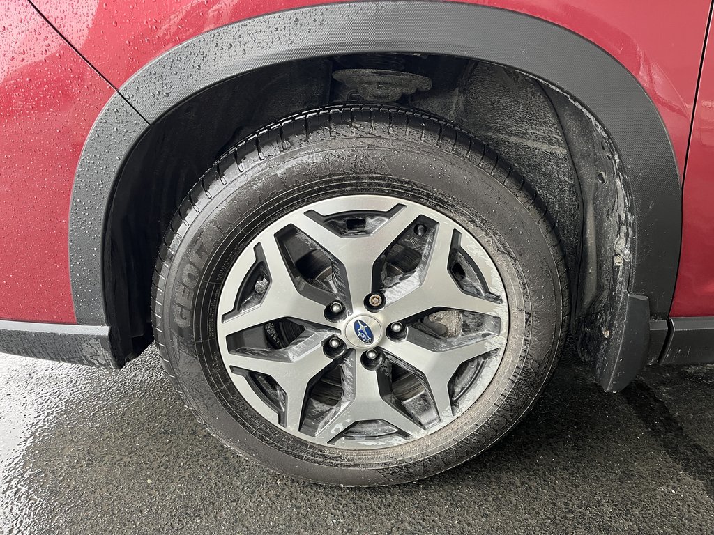 Subaru Forester Touring CVT 2022 à Saint-Georges, Québec - 8 - w1024h768px