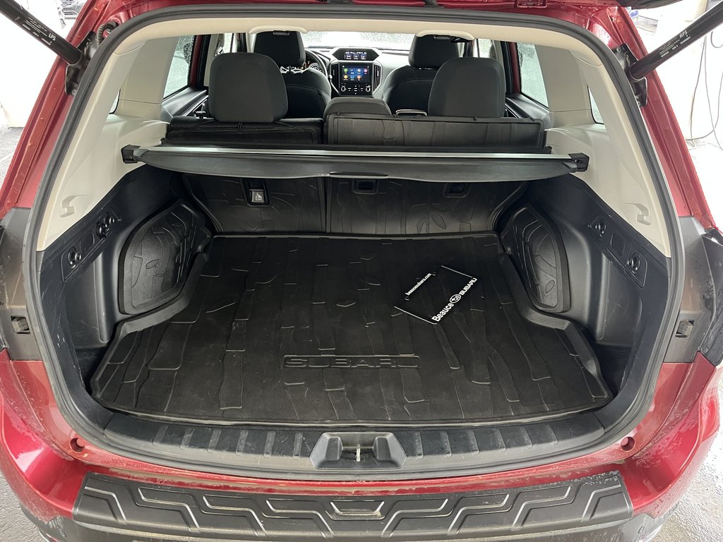 Subaru Forester Touring CVT 2022 à Saint-Georges, Québec - 21 - w1024h768px