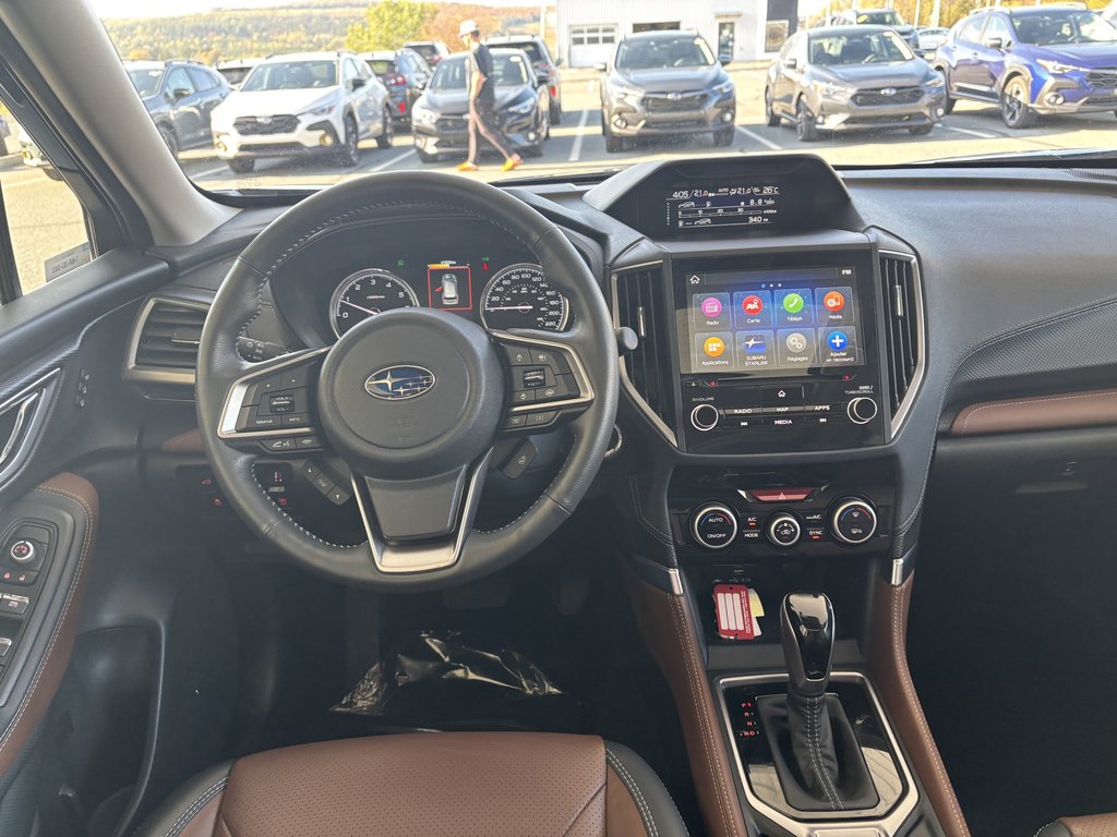 Subaru Forester Premier CVT 2023 à Saint-Georges, Québec - 11 - w1024h768px