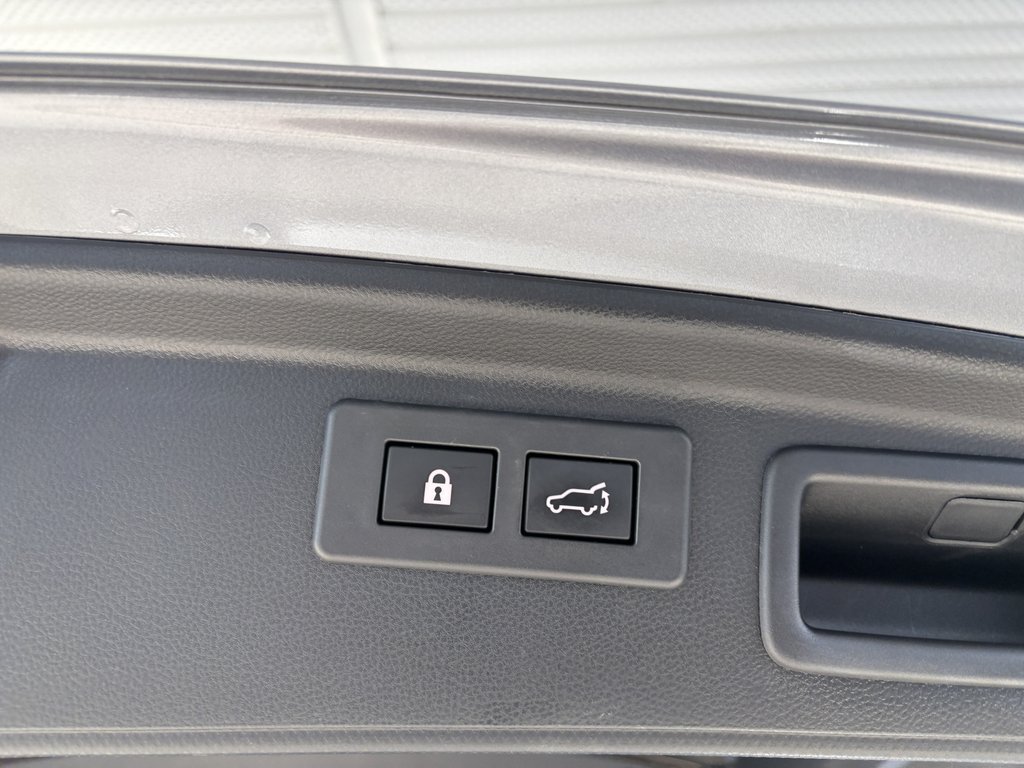 Subaru Forester Touring CVT 2023 à Saint-Georges, Québec - 26 - w1024h768px