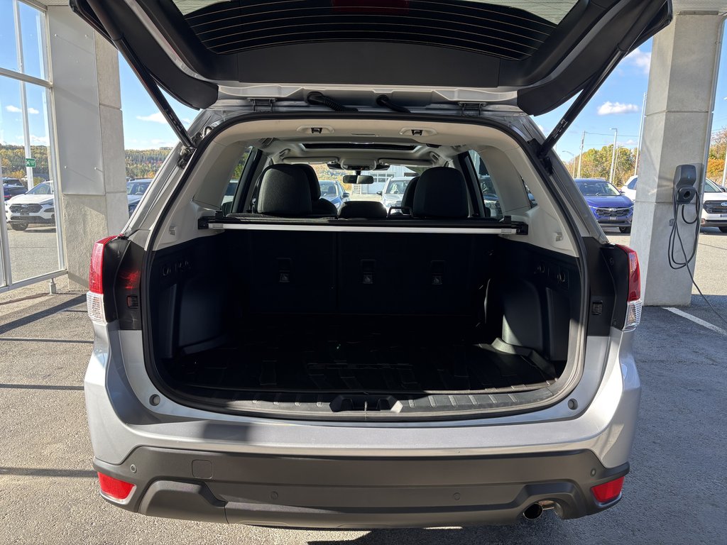 Subaru Forester Touring CVT 2023 à Saint-Georges, Québec - 25 - w1024h768px