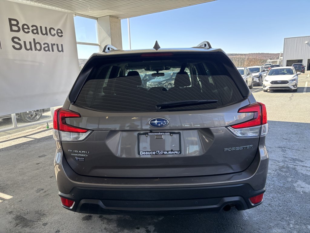 2023 Subaru Forester Touring CVT in Saint-Georges, Quebec - 6 - w1024h768px