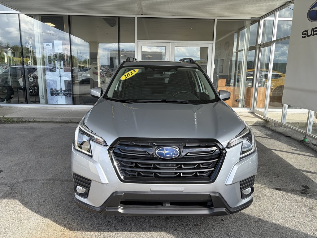 2023 Subaru Forester Touring CVT in Saint-Georges, Quebec - 9 - w1024h768px