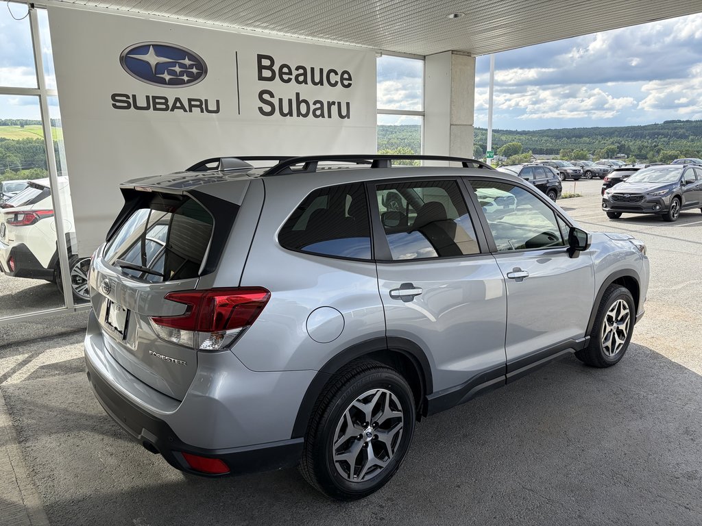 2023 Subaru Forester Touring CVT in Saint-Georges, Quebec - 4 - w1024h768px