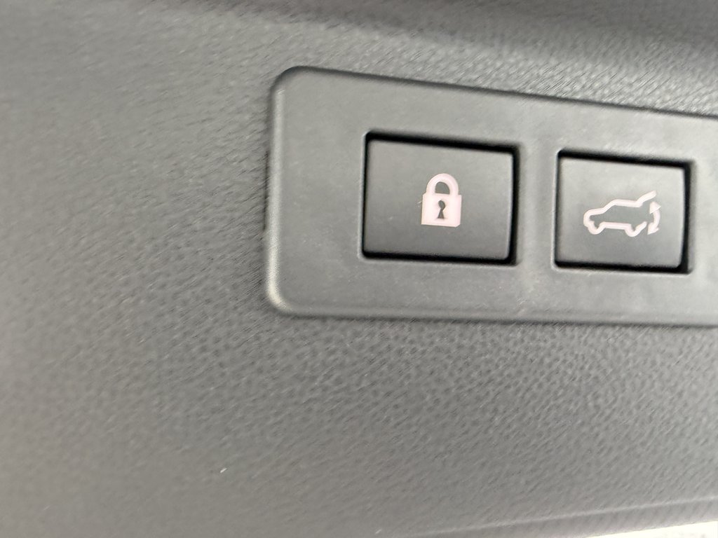 2023 Subaru Forester Touring CVT in Saint-Georges, Quebec - 23 - w1024h768px