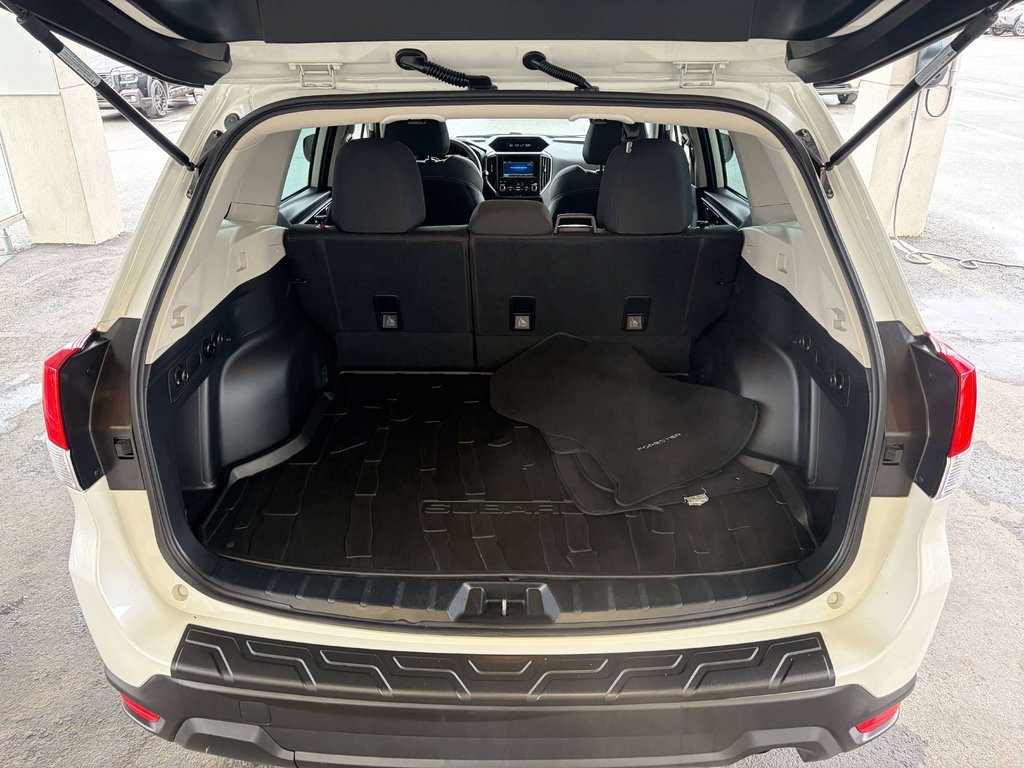 Subaru Forester  2023 à Saint-Georges, Québec - 21 - w1024h768px